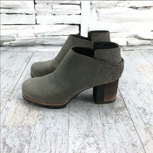 Sorel Addington Bootie Womens Size 8 NL2221-245